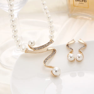 pearl-necklace-set